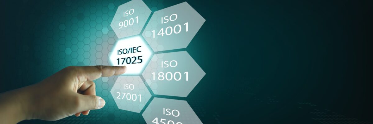 A,Hand,Presses,A,Virtual,Screen,To,Activate,The,Iso